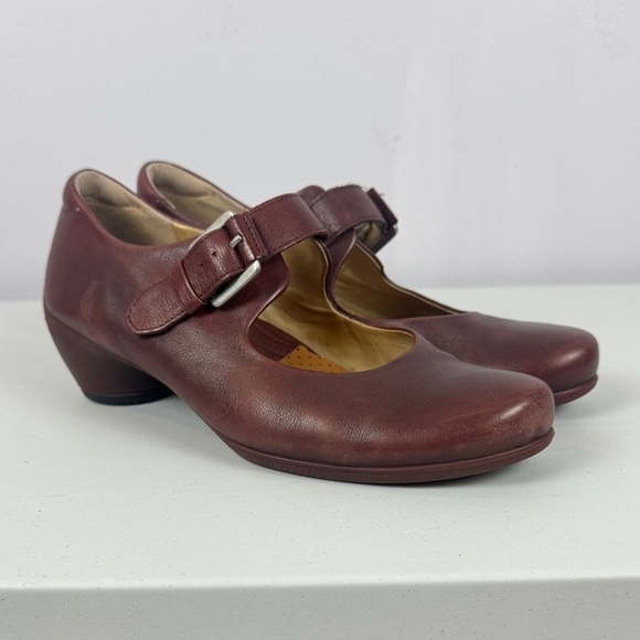 Ecco Women's Burgundy Leather Mary Jane Clogs Size 39 - Picture 3 of 11